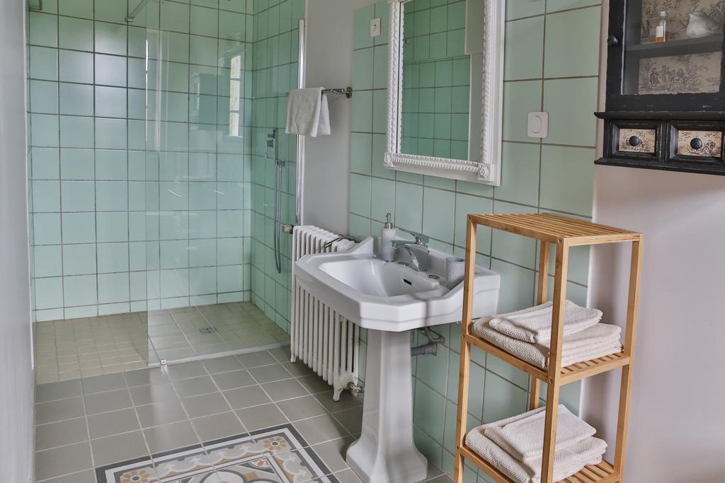 Clerval Maison D'Hotes Et Gites Dragey 객실 사진